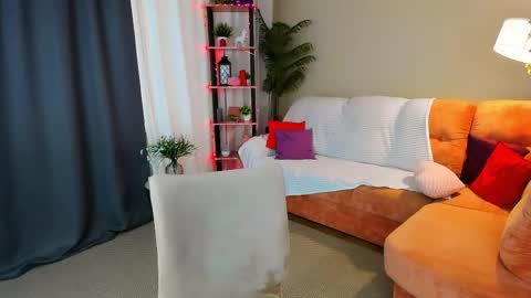 soulharmoonyy online show from April 26, 4:21 am