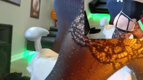 soundingslutslave online show from March 12, 5:41 pm