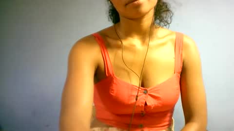 sourayaa online show from April 15, 7:58 pm