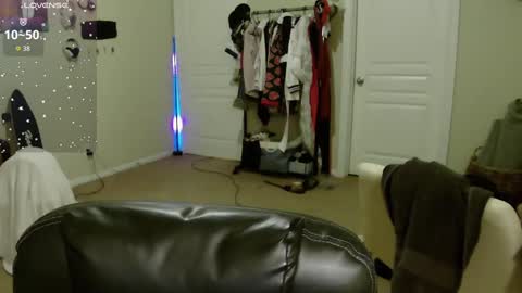 Snapshot of southerbunny chatting on September 23, 11:02 am Bunnydathug online show from September 23, 11:02 am