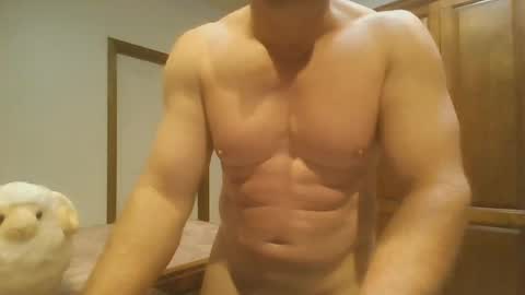 soveryhandsome online show from June 25, 11:15 am