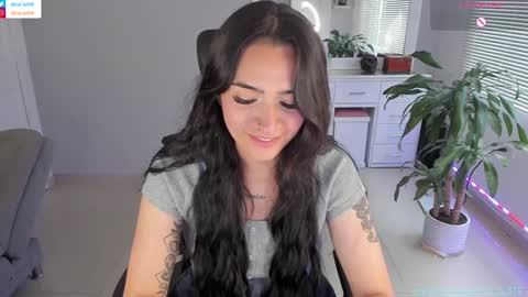 Snapshot of soyabby_ chatting on December 30, 8:58 pm Luisa online show from December 30, 8:58 pm