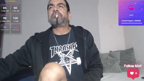 El Carlitos online show from December 2, 5:59 am