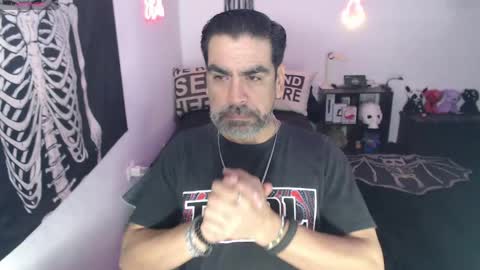 Snapshot of soyelcarlitos chatting on May 31, 7:59 am El Carlitos online show from May 31, 7:59 am