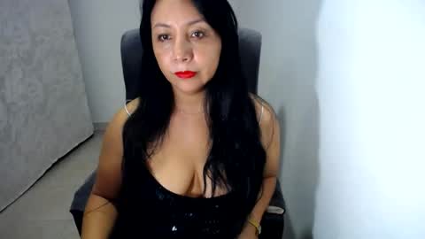 Snapshot of soyelena46 chatting on July 28, 2:24 pm soy Elena online show from July 28, 2:24 pm