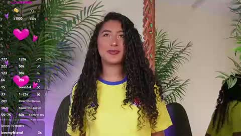 Juliana online show from June 18, 11:58 am