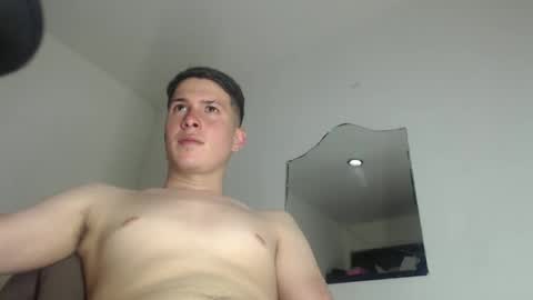 soymanuel777 online show from May 3, 11:33 pm