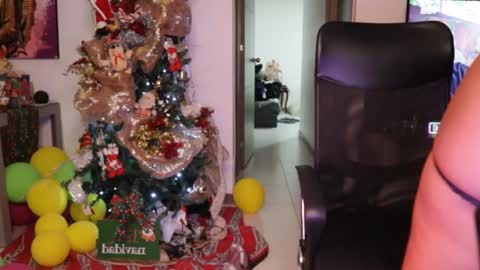 Snapshot of soytropicalfruit chatting on December 23, 2:56 am You want to talk to me more personal follow me in My Channel VIP 50 the discount online show from December 23, 2:56 am