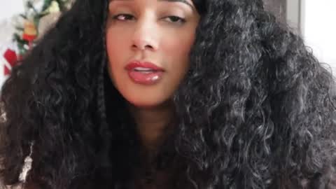 Snapshot of soytropicalfruit chatting on December 27, 5:16 pm You want to talk to me more personal follow me in My Channel VIP 50 the discount online show from December 27, 5:16 pm