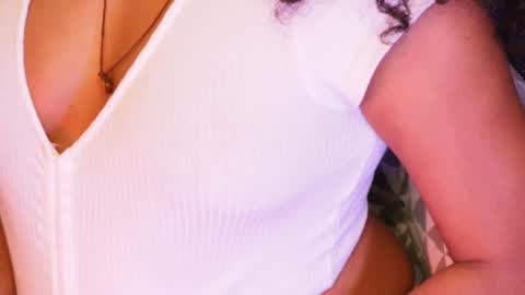 Snapshot of soytropicalfruit chatting on February 4, 5:53 am You want to talk to me more personal follow me in My Channel VIP 50 the discount online show from February 4, 5:53 am