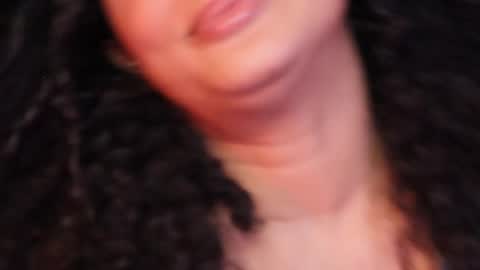 Snapshot of soytropicalfruit chatting on February 23, 9:59 pm You want to talk to me more personal follow me in My Channel VIP 50 the discount online show from February 23, 9:59 pm