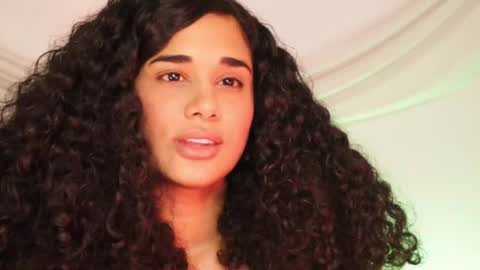 Snapshot of soytropicalfruit chatting on March 1, 5:31 am You want to talk to me more personal follow me in My Channel VIP 50 the discount online show from March 1, 5:31 am