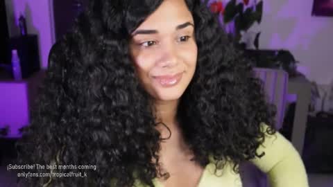 Snapshot of soytropicalfruit chatting on October 8, 12:08 am You want to talk to me more personal follow me in My Channel VIP 50 the discount online show from October 8, 12:08 am