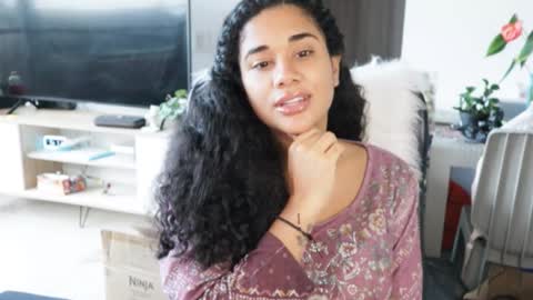 Snapshot of soytropicalfruit chatting on October 23, 11:20 am You want to talk to me more personal follow me in My Channel VIP 50 the discount online show from October 23, 11:20 am