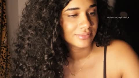 Snapshot of soytropicalfruit chatting on November 25, 4:23 am You want to talk to me more personal follow me in My Channel VIP 50 the discount online show from November 25, 4:23 am