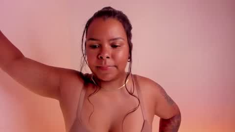 Snapshot of soytucolor chatting on July 30, 9:47 pm Paula add me on snap online show from July 30, 9:47 pm