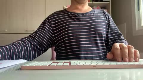 Snapshot of spa_eng chatting on January 10, 9:22 am SPA ENG online show from January 10, 9:22 am