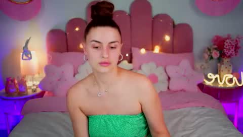Julia online show from June 14, 1:35 pm