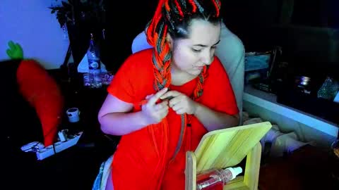 Snapshot of spanking_girls chatting on January 10, 2:02 am Evgenia online show from January 10, 2:02 am