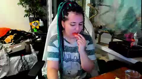 Snapshot of spanking_girls chatting on July 13, 12:35 am Evgenia online show from July 13, 12:35 am