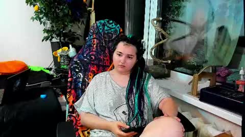 Snapshot of spanking_girls chatting on July 22, 9:17 pm Evgenia online show from July 22, 9:17 pm