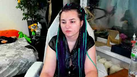 Snapshot of spanking_girls chatting on July 24, 10:08 pm Evgenia online show from July 24, 10:08 pm