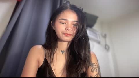 Snapshot of sparklexcx chatting on December 2, 9:03 am Sparkle online show from December 2, 9:03 am