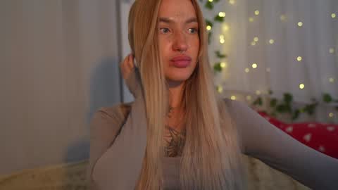 Snapshot of sparks__daisy chatting on January 4, 6:30 pm DAISY online show from January 4, 6:30 pm