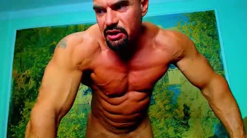 Snapshot of spartacusdom chatting on December 15, 5:23 am spartacusdom online show from December 15, 5:23 am