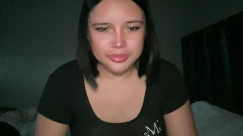 Snapshot of specialgirlxxx chatting on July 7, 9:24 am specialgirlxxx online show from July 7, 9:24 am