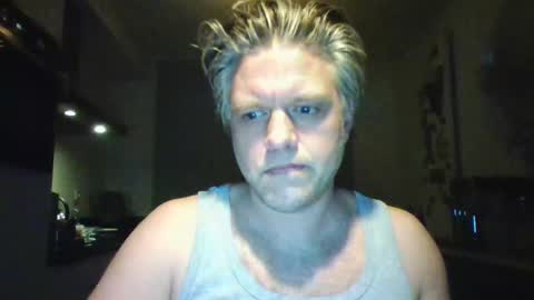 Snapshot of spectacularguy chatting on February 15, 1:02 am DutchDude online show from February 15, 1:02 am