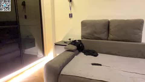 Snapshot of speed_god chatting on October 15, 9:26 pm Alex online show from October 15, 9:26 pm