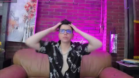 spencerm_ online show from November 23, 5:13 pm