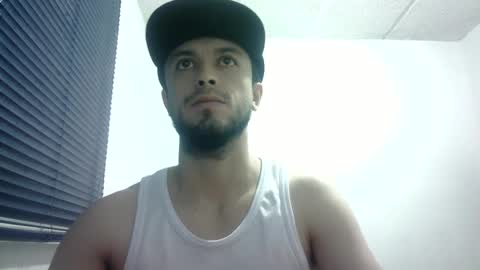 Snapshot of sperm_donor94 chatting on December 4, 6:50 pm sperm_donor94 online show from December 4, 6:50 pm