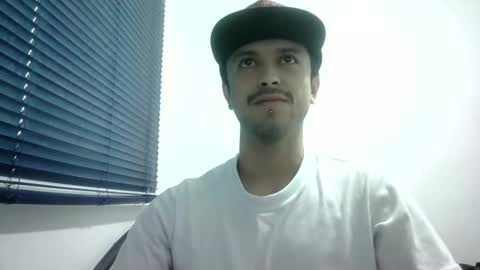 Snapshot of sperm_donor94 chatting on December 12, 6:21 pm sperm_donor94 online show from December 12, 6:21 pm