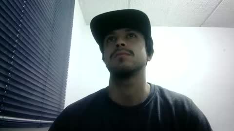 Snapshot of sperm_donor94 chatting on October 26, 7:20 pm sperm_donor94 online show from October 26, 7:20 pm