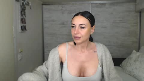 Snapshot of spicemint chatting on May 13, 2:36 pm Carla online show from May 13, 2:36 pm