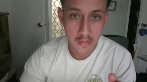 spicey_couple222 online show from February 18, 1:10 am