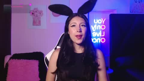 scarlett online show from May 29, 1:42 pm