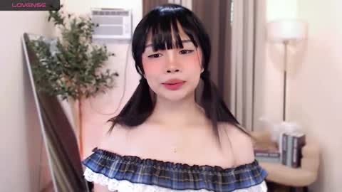 Snapshot of spicy_bunnyx chatting on April 17, 2:58 am Kimmy online show from April 17, 2:58 am