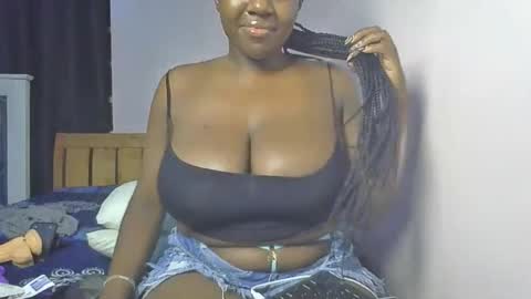 Snapshot of spicy_cherrie chatting on May 22, 6:35 pm cherrie online show from May 22, 6:35 pm