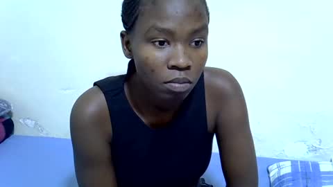 Snapshot of spicy_kittie chatting on July 21, 5:37 pm Kittle online show from July 21, 5:37 pm