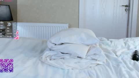 Liu online show from December 13, 7:53 pm