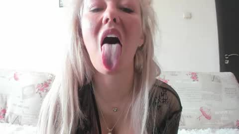 Snapshot of spicygirls chatting on May 14, 7:59 am Alicia online show from May 14, 7:59 am