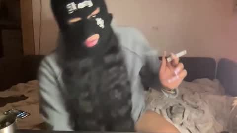 Snapshot of spicygirlyx chatting on December 16, 9:09 pm Spicygirlyx online show from December 16, 9:09 pm