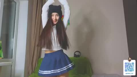 Tipsy online show from February 6, 6:33 pm