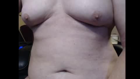 bri and mags fun room online show from June 16, 4:09 pm
