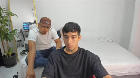 Snapshot of spider_master77 chatting on February 5, 6:34 pm spider master online show from February 5, 6:34 pm