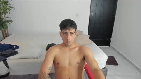 Snapshot of spider_master77 chatting on February 23, 7:22 pm spider master online show from February 23, 7:22 pm