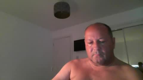 Snapshot of spidey1051a chatting on July 10, 6:39 am spidey1051a online show from July 10, 6:39 am